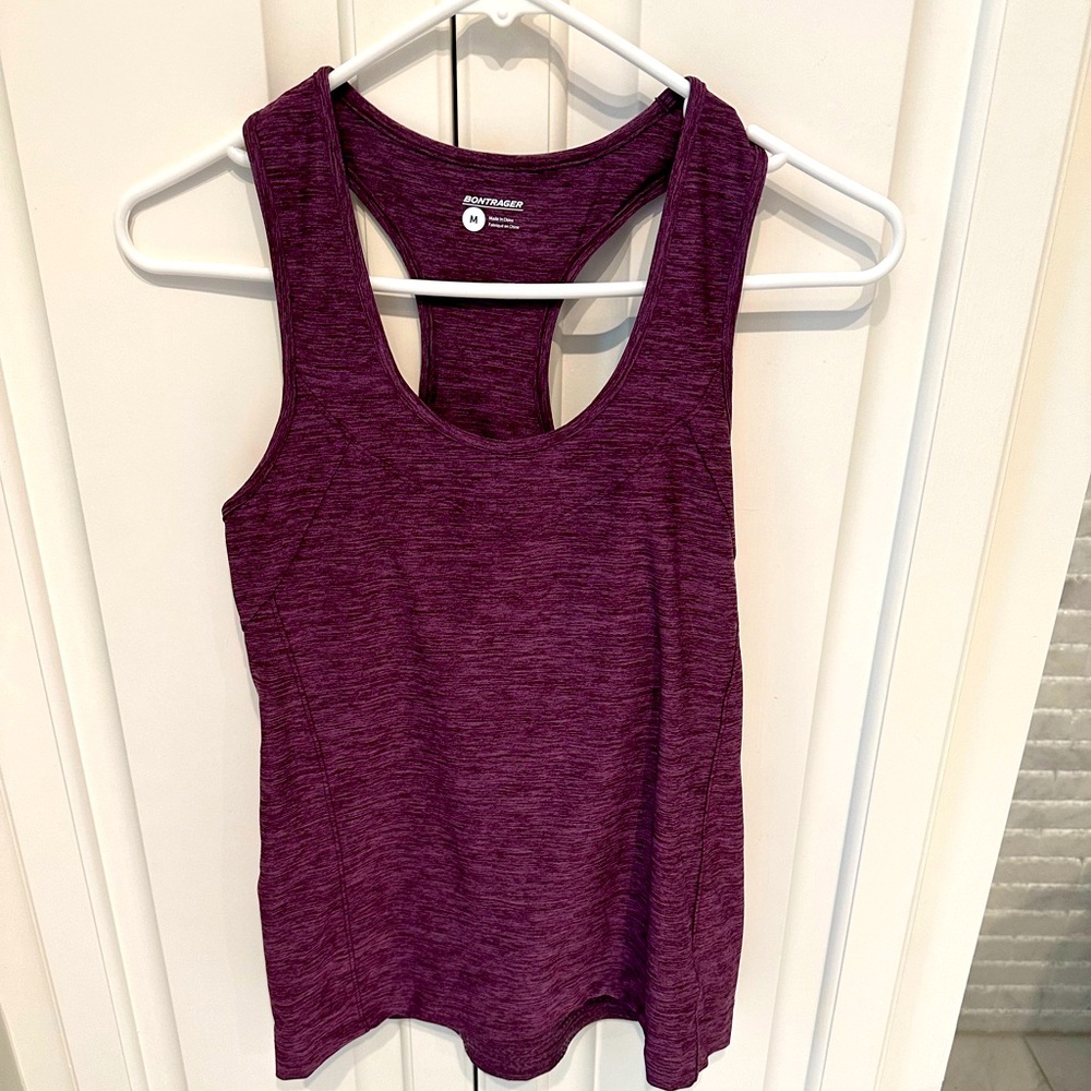 Bontrager size M women’s cycling jersey.